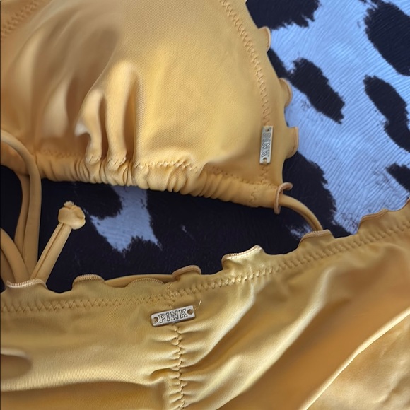 Yellow Ruffle trim Bikini Set - Picture 2 of 9